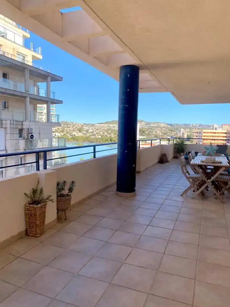 Terrassa de Pis en venda en Calpe / Calp amb Aire condicionat, Piscina i Balcó