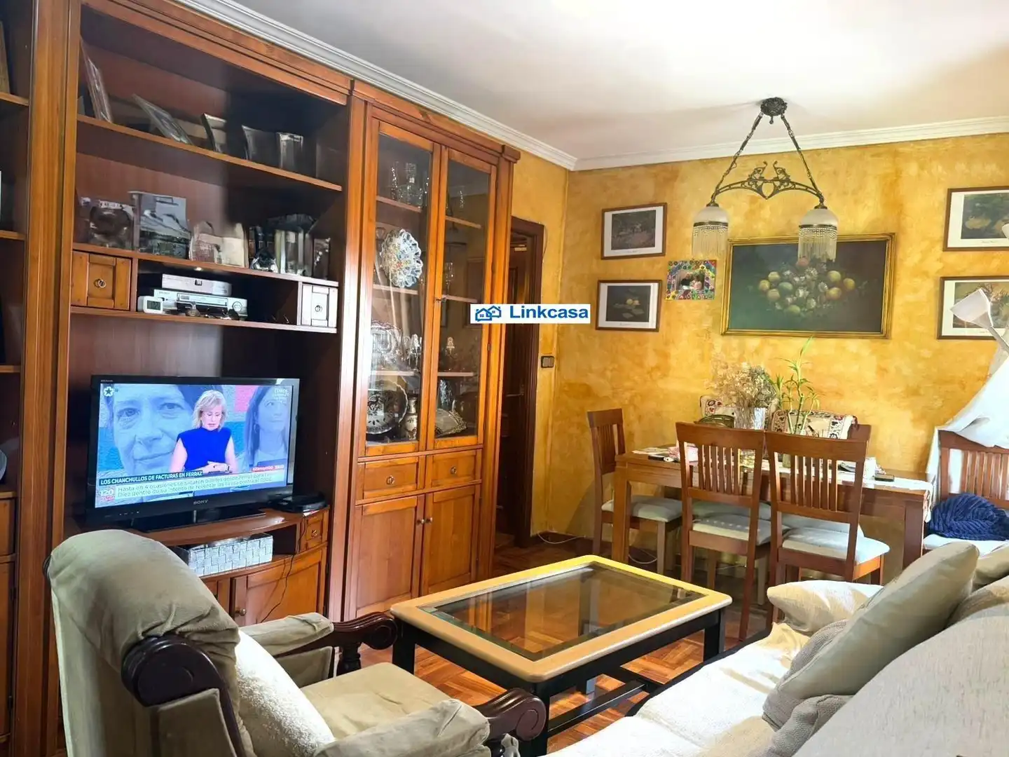 Sala de estar de Piso en venta en Madrid con Calefacción, Terraza y Alarma