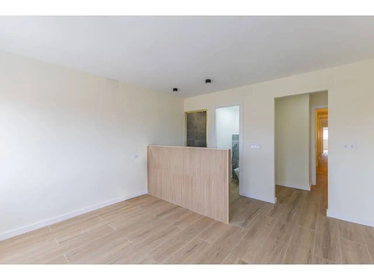 Dúplex con ascensor en venta en Calle Isla Cabrera, imagen 8