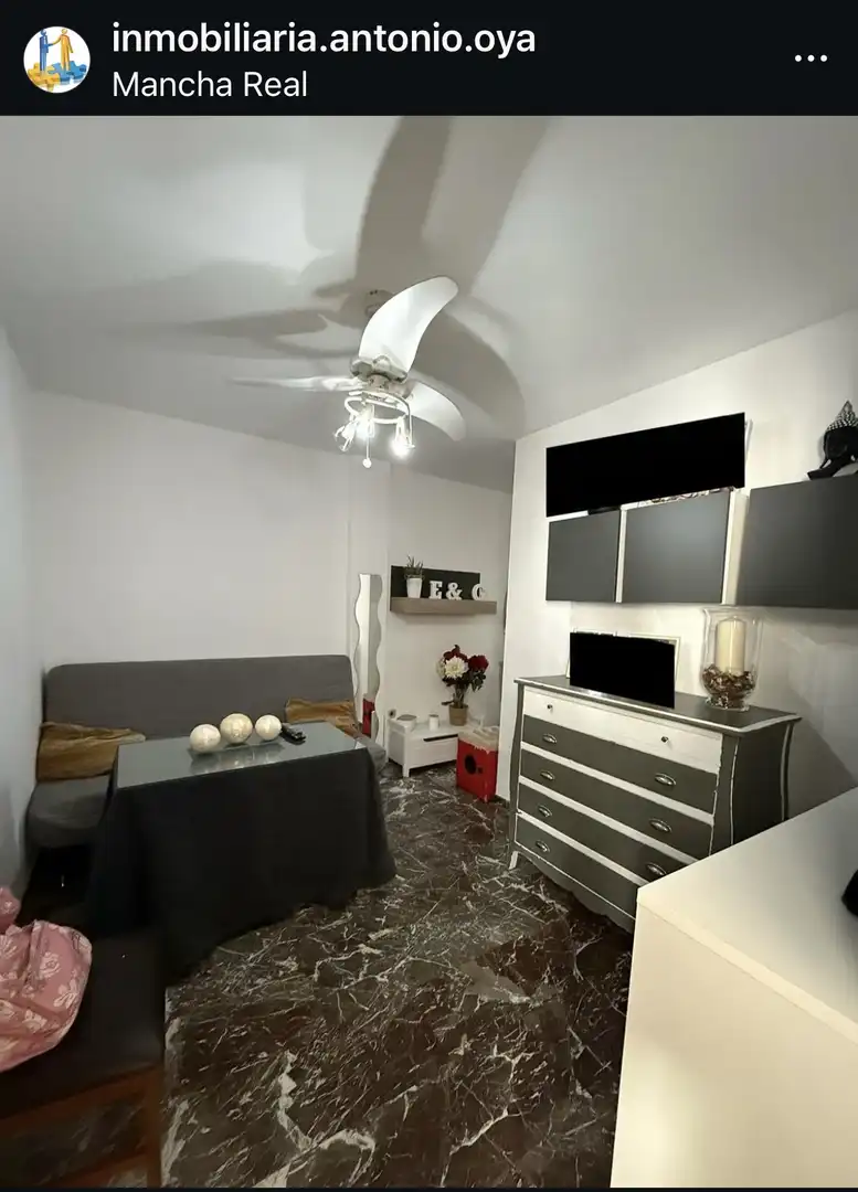 Schlafzimmer von Wohnung zum Verkauf in Mancha Real mit Klimaanlage und Möbliert