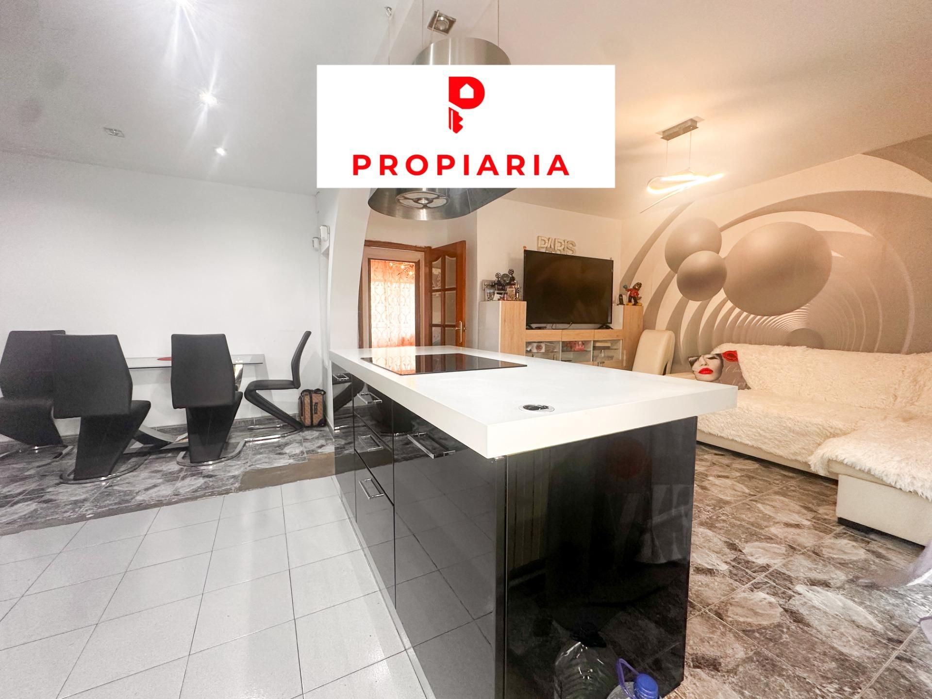 Cocina de Piso en venta en Sant Andreu de la Barca con Aire acondicionado, Calefacción y Balcón