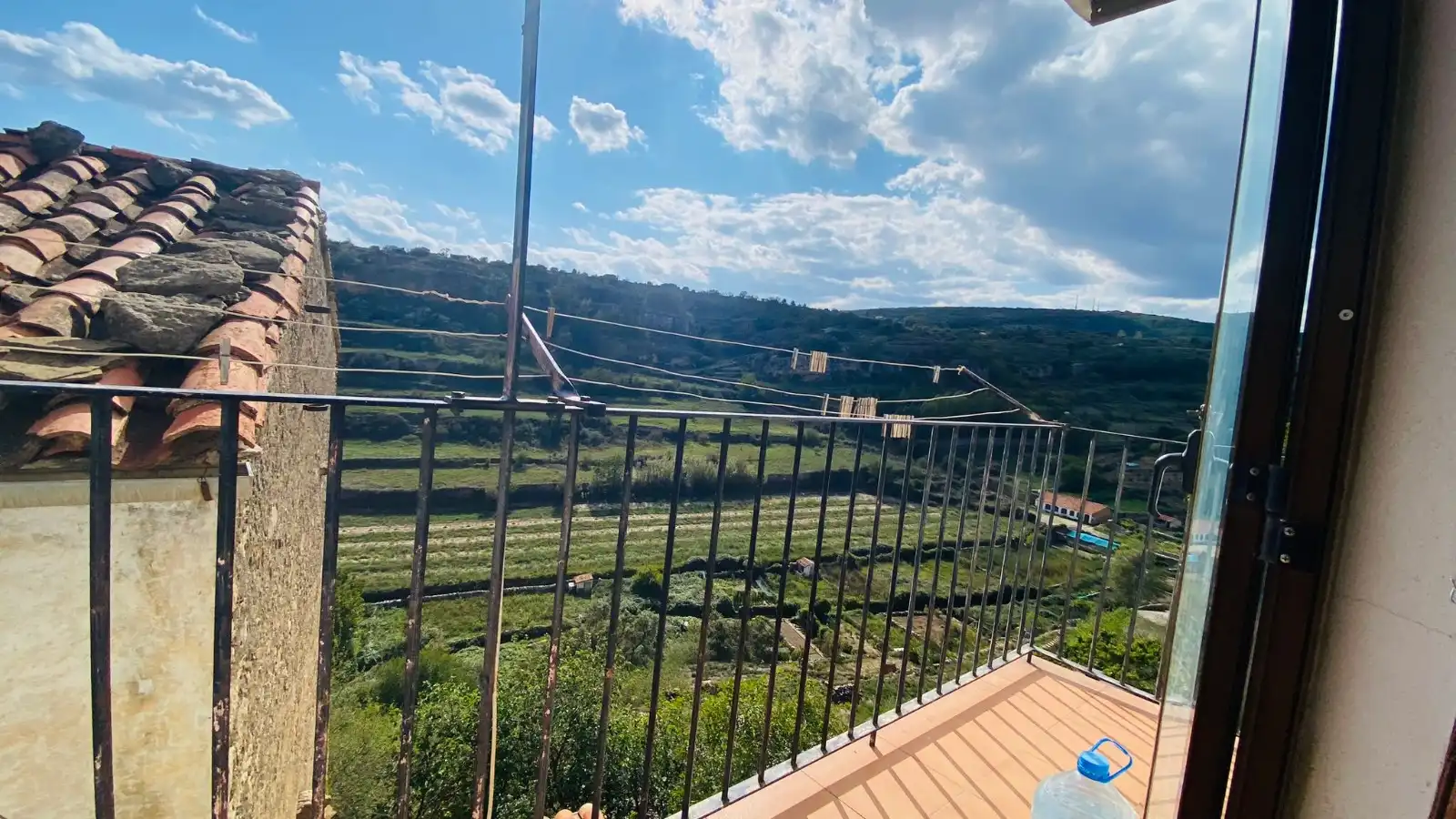 Vista exterior de Casa adosada en venta en Villafranca del Cid / Vilafranca con Terraza, Trastero y Balcón