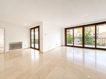 Appartamento con ascensore in affitto a CALLE DEL MARQUÈS DE LA SÈNIA,