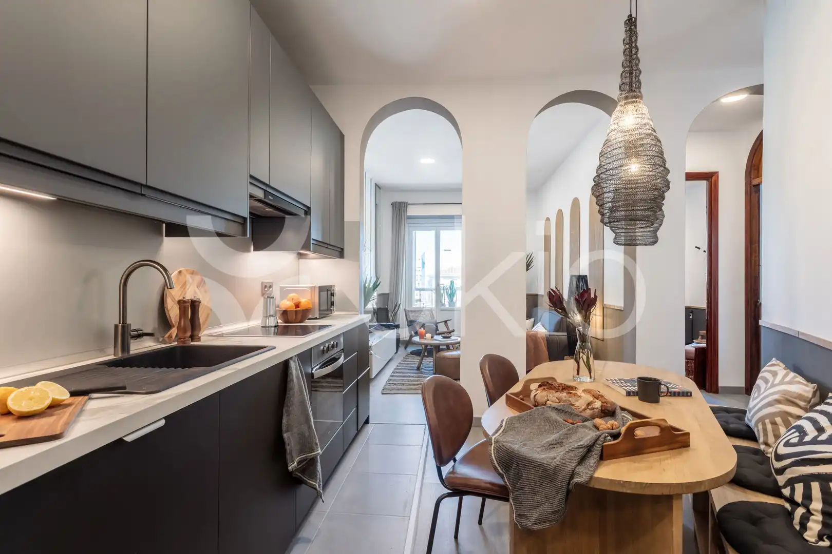 Cocina de Apartamento de alquiler en Madrid con Aire acondicionado, Amueblado y Horno