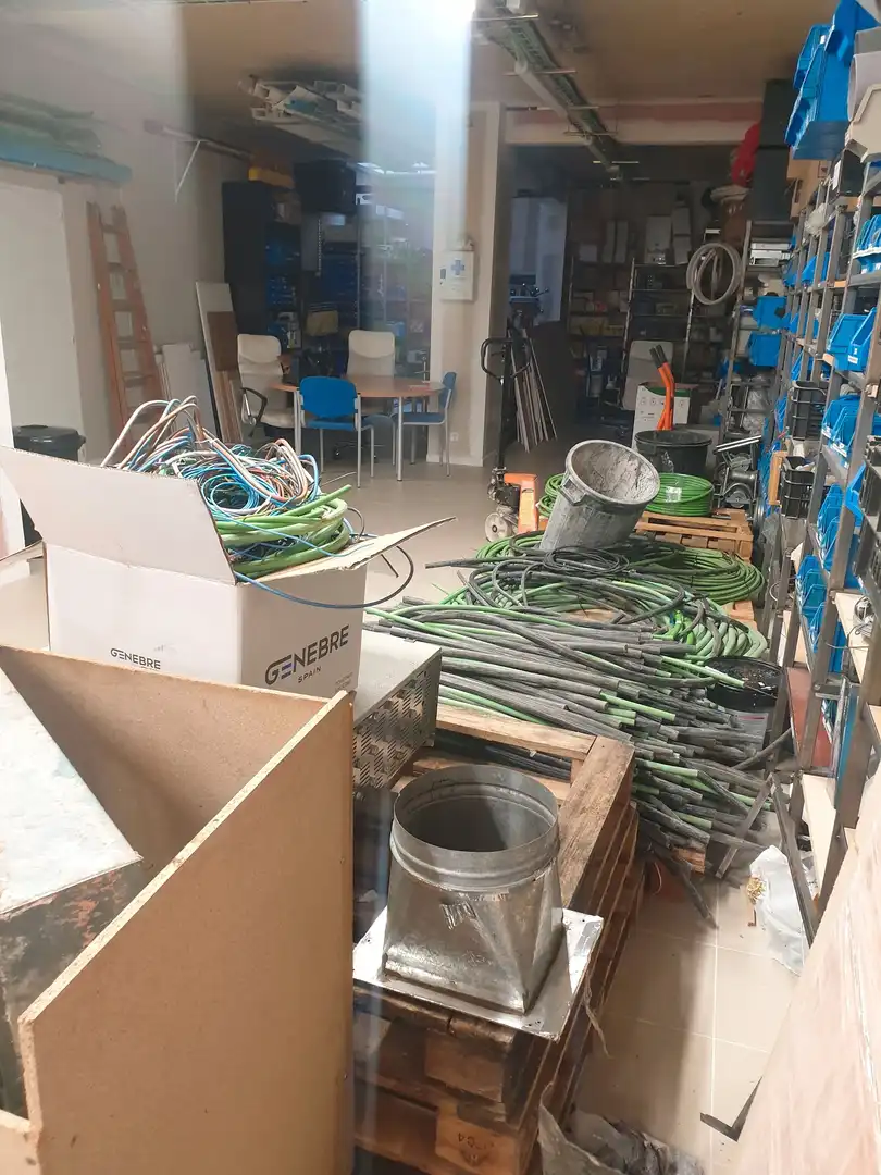 Local en venta en Carrer de la Pubilla Casas, Can Vidalet