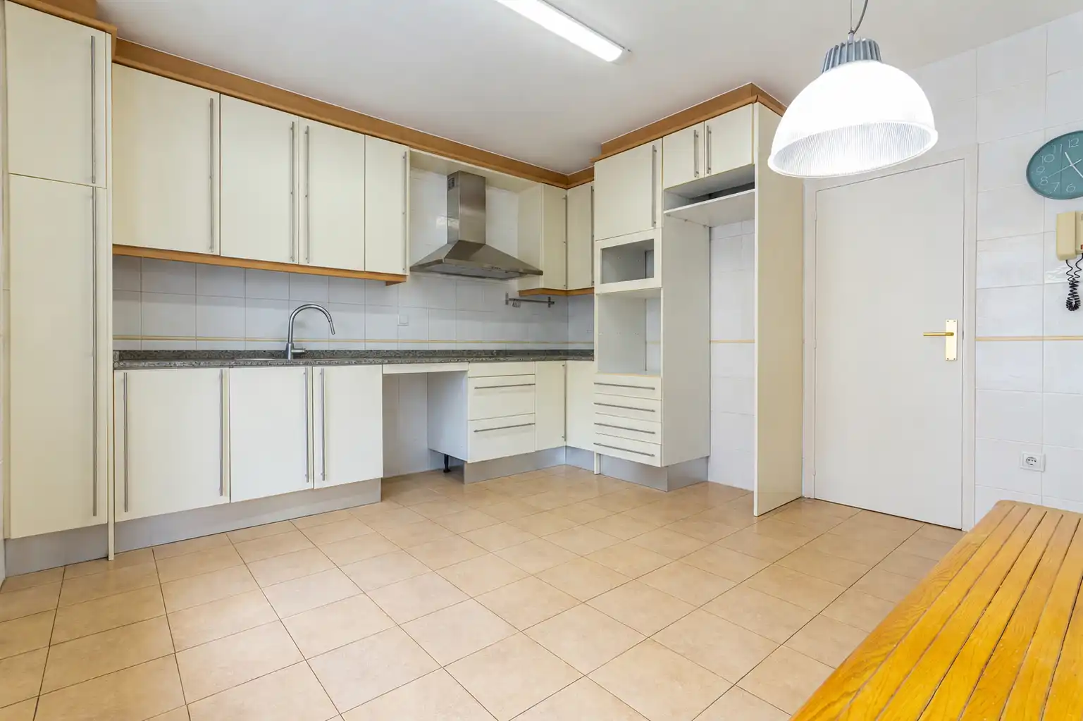 Cocina de Piso en venta en Terrassa con Aire acondicionado, Calefacción y Parquet