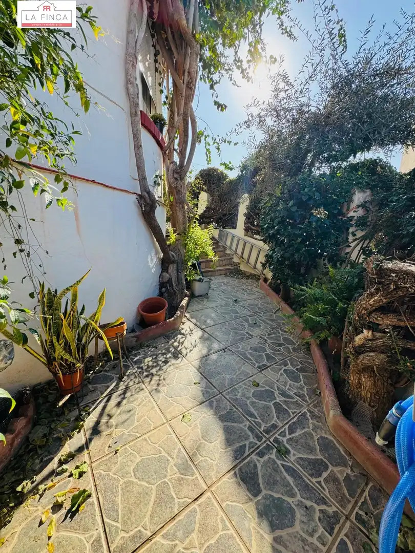 Vista exterior de Casa o chalet en venta en Málaga con Terraza y Balcón