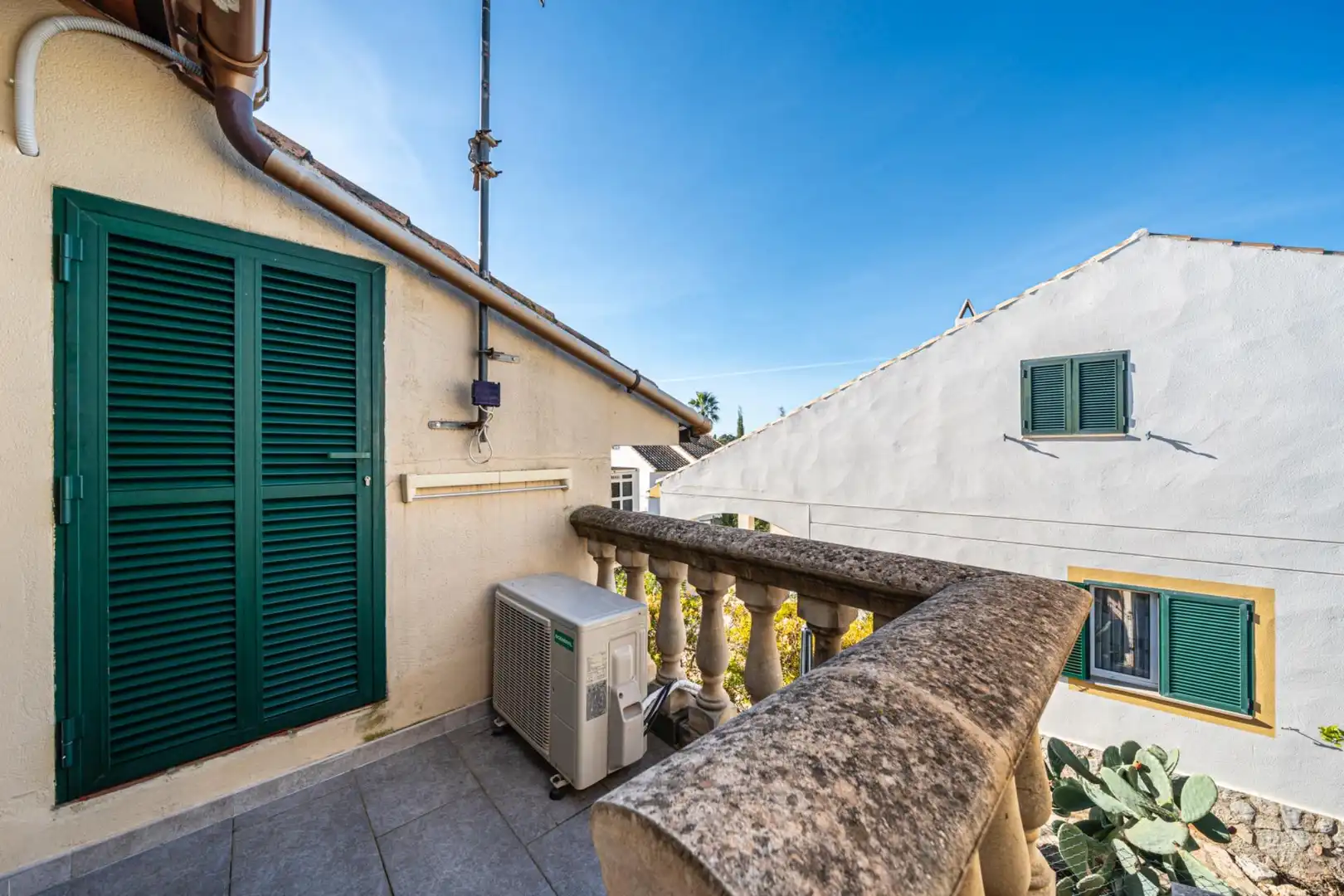 Balcony of Detached homes for sale in Manacor