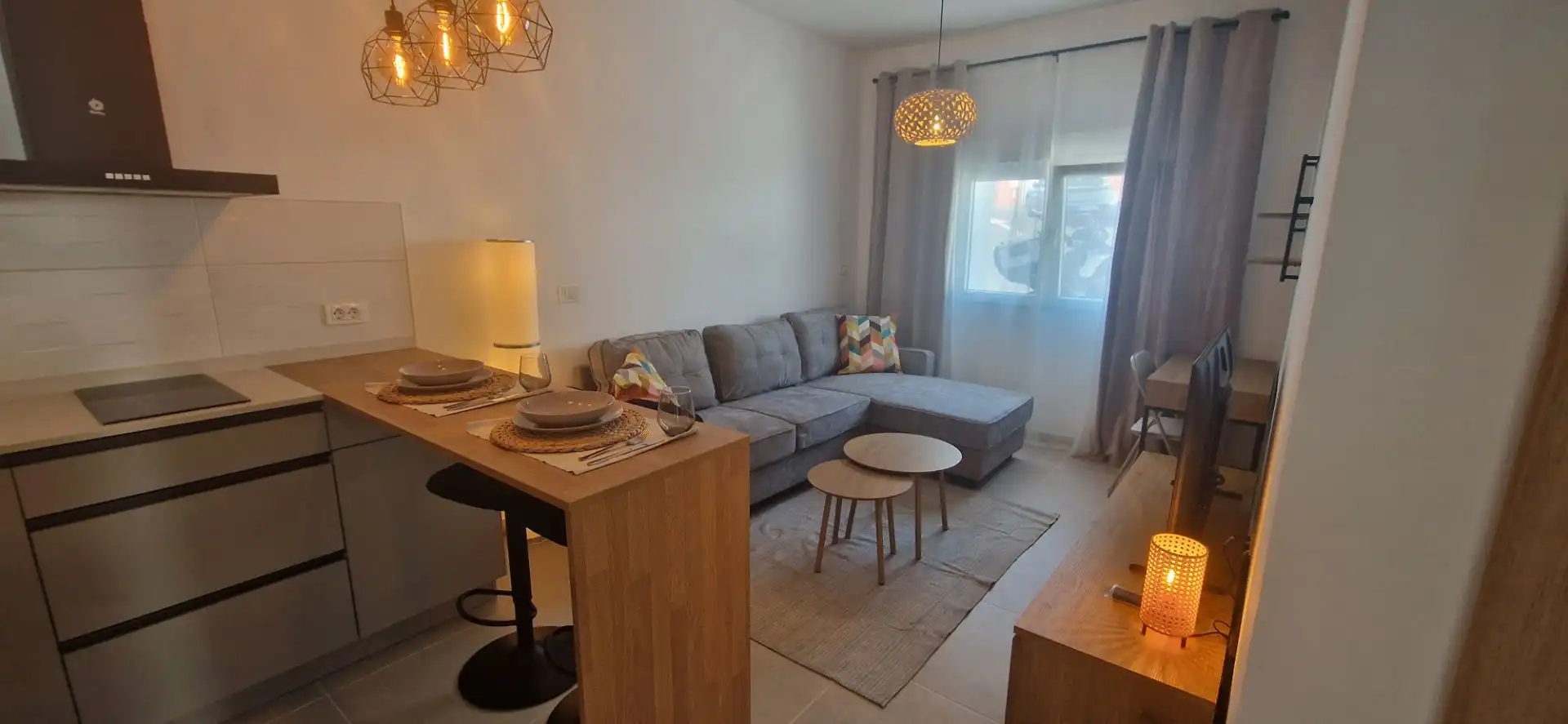 Living room of Flat for rent in San Cristóbal de la Laguna  with Terrace, Storage room and Furnished