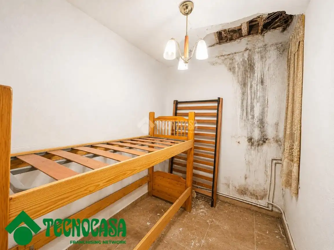 Dormitori de Casa adosada en venda en Navahermosa