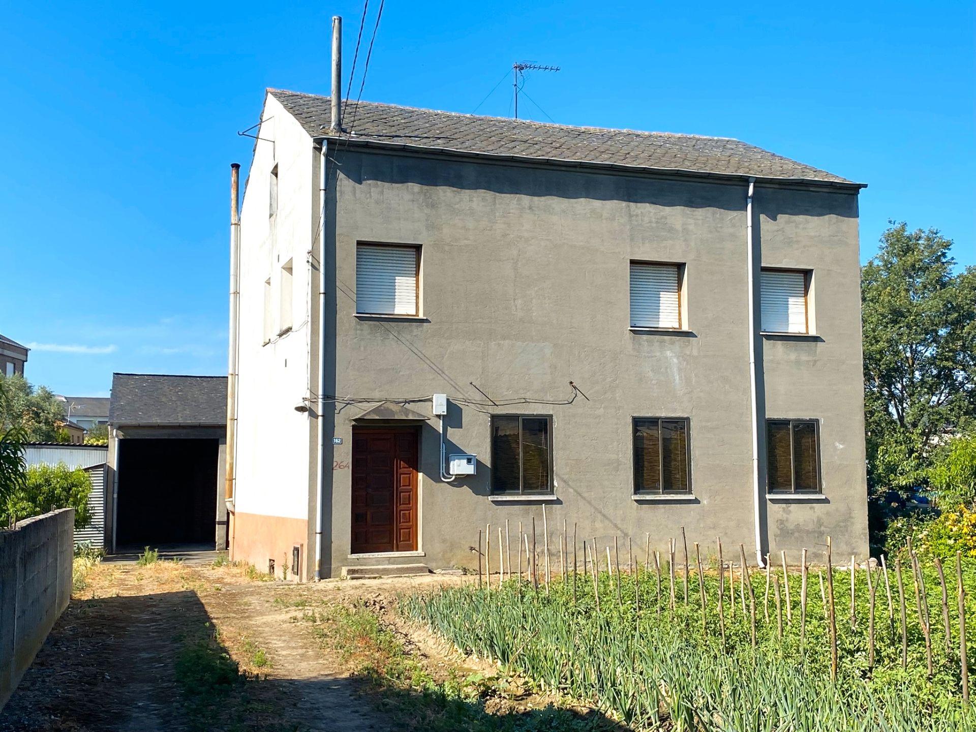 Exterior view of House or chalet for sale in Camponaraya  with Heating and Storage room