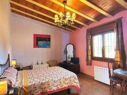 Dormitori de Finca rústica en venda en Petrer amb Aire condicionat, Calefacció i Jardí privat
