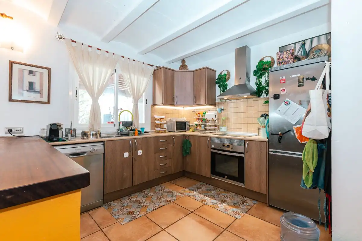 Cocina de Casa adosada en venta en Sant Josep de sa Talaia con Aire acondicionado, Calefacción y Jardín privado