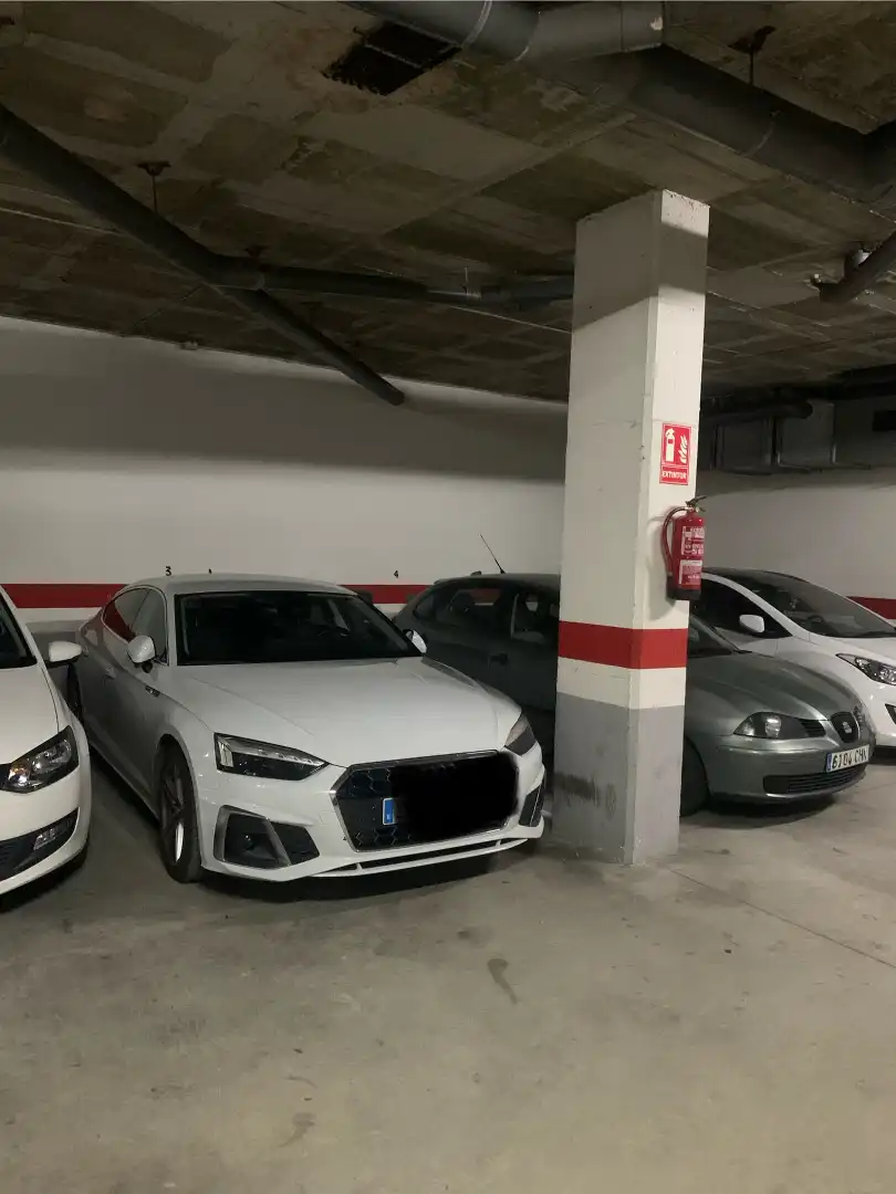 Parking de Garaje de alquiler en Mataró con Alarma