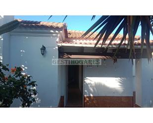 Exterior view of House or chalet for sale in Chiclana de la Frontera