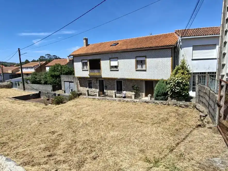 Vista exterior de Casa o xalet en venda en Catoira amb Balcó
