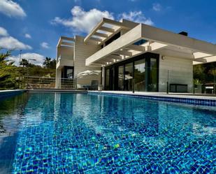 Swimming pool of House or chalet for sale in Orihuela  with Air Conditioner and Heating