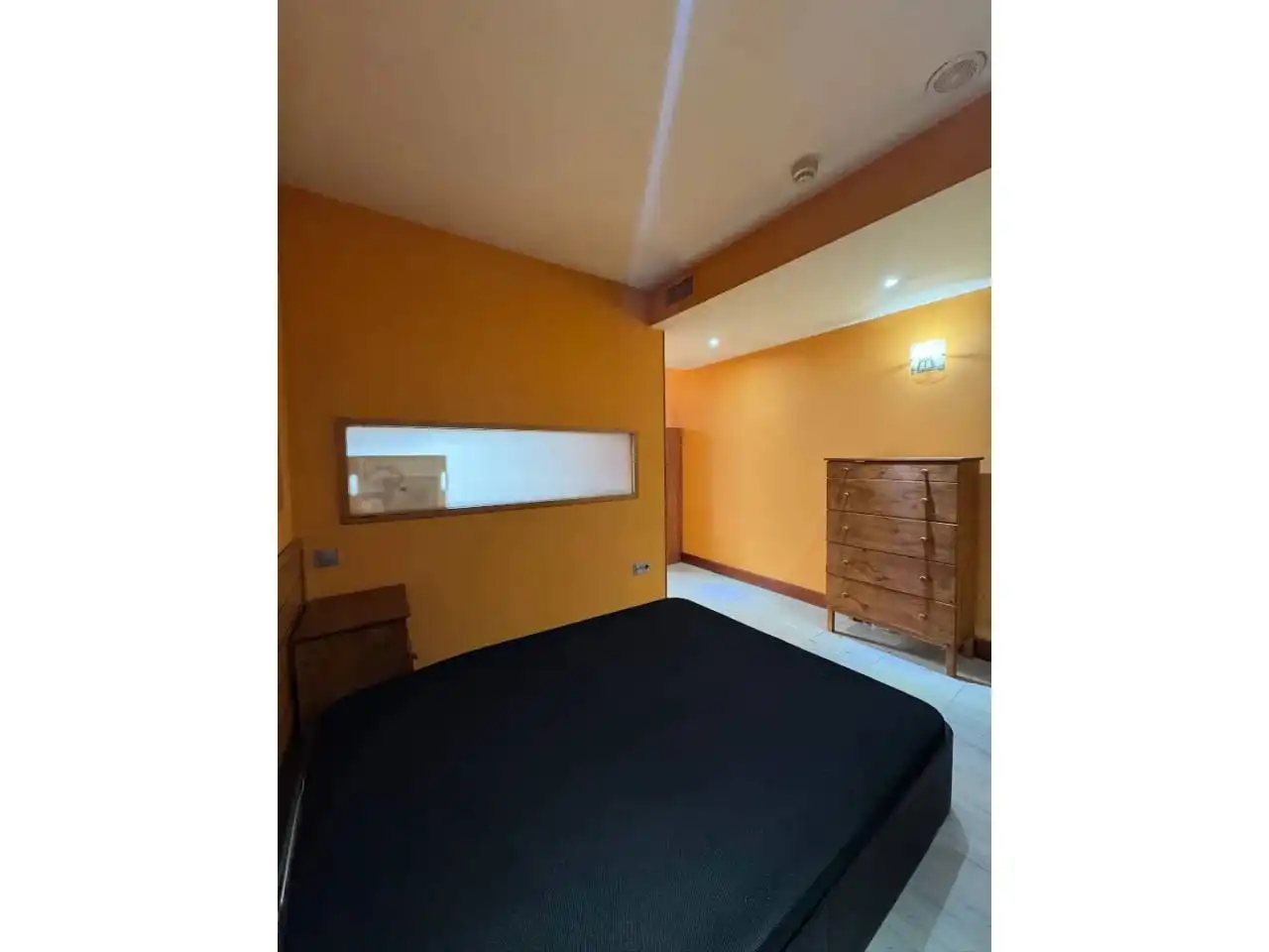 Habitación de Estudio en venta en Barcelona con Aire acondicionado, Amueblado y Alarma