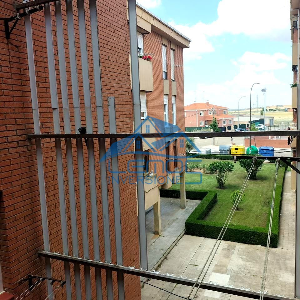 Exterior view of Flat for sale in Benavente