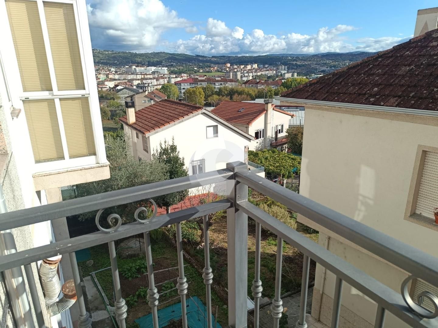 Terrassa de Casa adosada en venda en Ourense Capital 