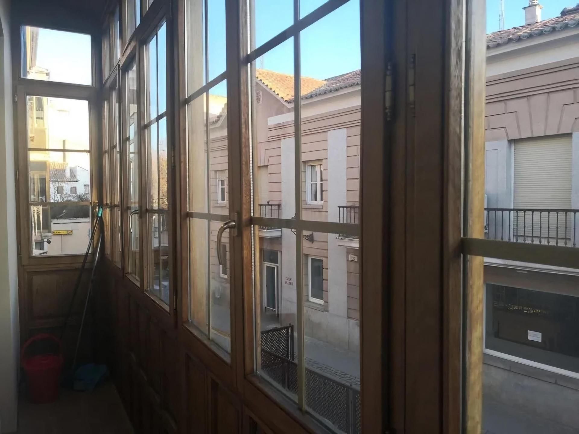 Pis en venda en Ávila Capital amb Terrassa i Moblat