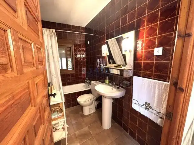 Baño de Casa o chalet en venta en Villamanrique con Terraza, Trastero y Amueblado