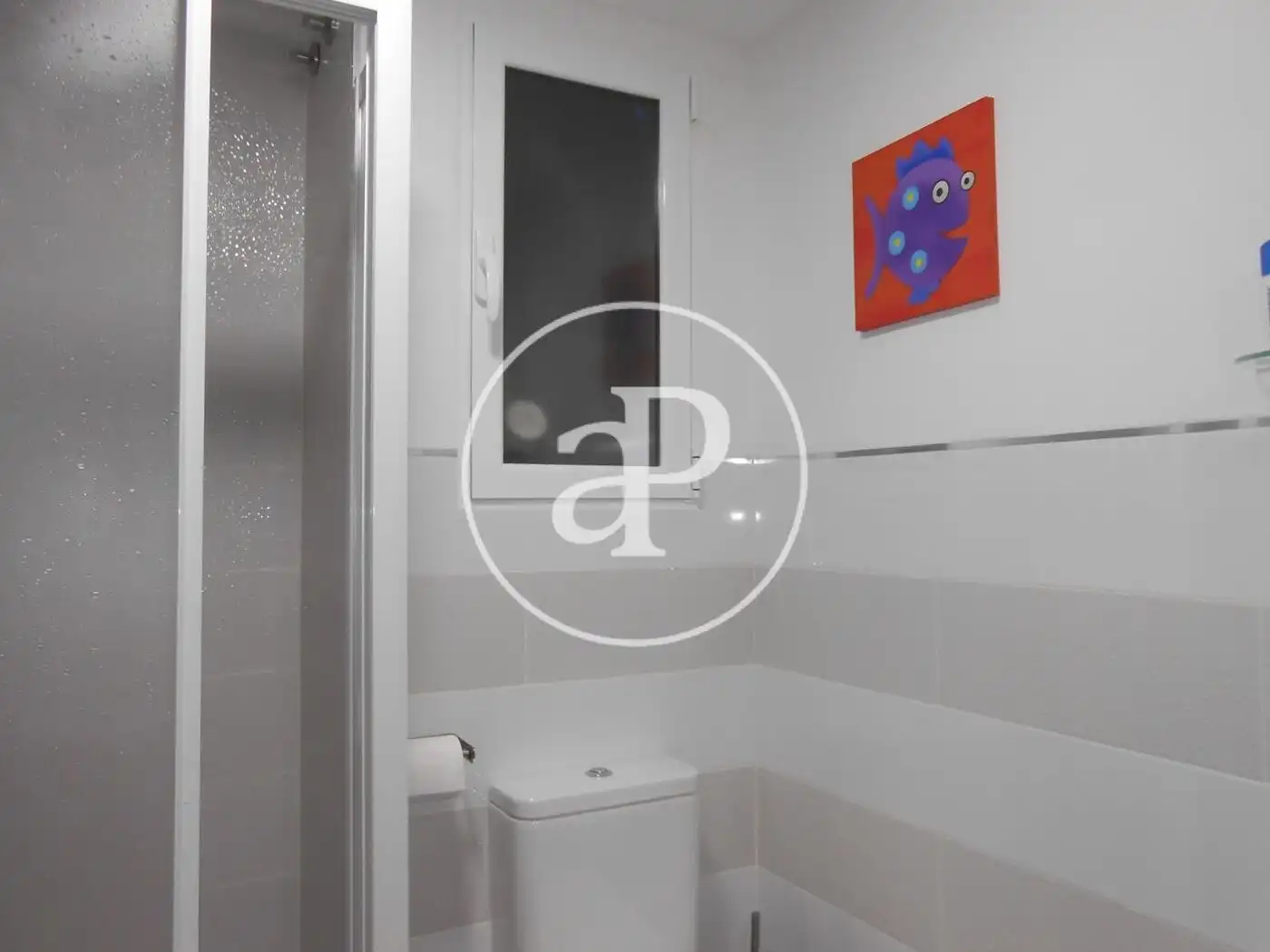 Badezimmer von Wohnung zur Miete in Valencia mit Heizung, Möbliert und Balkon