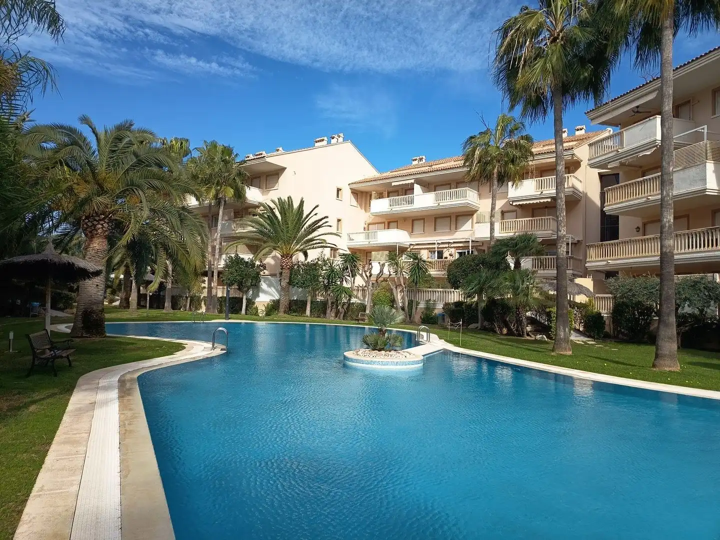 Piscina de Apartamento en venta en Jávea / Xàbia con Aire acondicionado, Terraza y Trastero