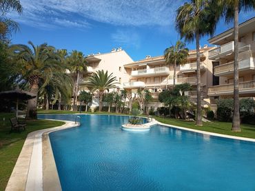 Mini appartamento con piscina in vendita a Montañar - El Arenal