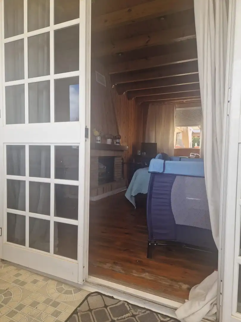 Sala d'estar de Casa adosada en venda en Jerez de la Frontera amb Aire condicionat, Calefacció i Terrassa