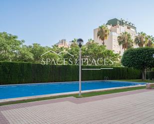 Swimming pool of Apartment for sale in  Valencia Capital  with Air Conditioner