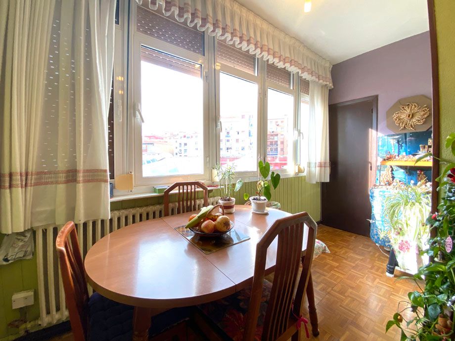 Dining room of Flat for sale in Vitoria - Gasteiz  with Heating, Parquet flooring and Furnished