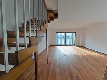 Maisonette mit Aufzug zum Verkauf in Pasaje Dos de Maig