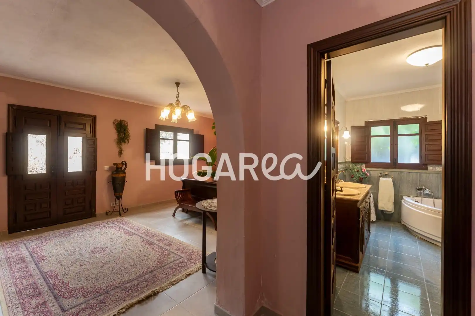 Finca rústica en venta en Alcaucín con Jardín privado, Terraza y Piscina