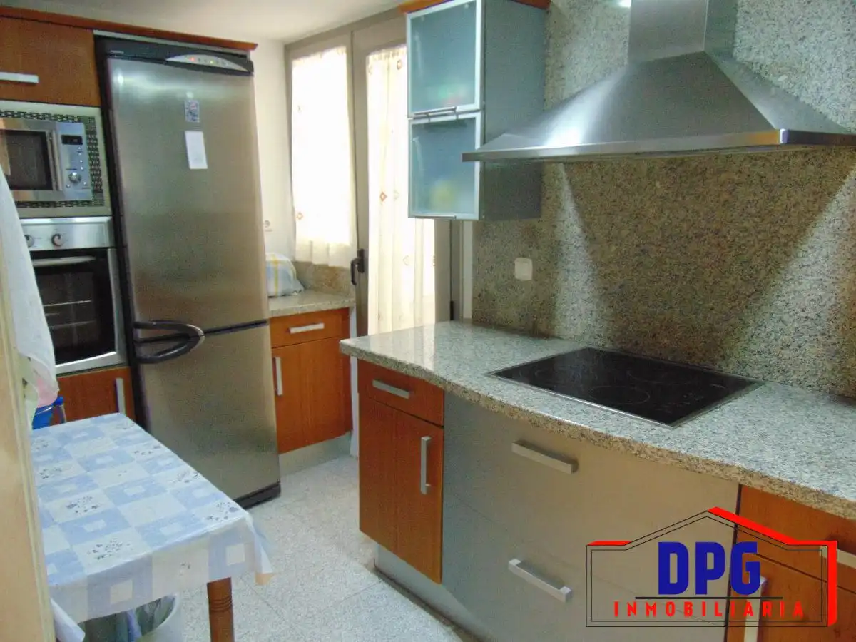 Cocina de Apartamento en venta en Garrucha con Aire acondicionado, Terraza y Amueblado