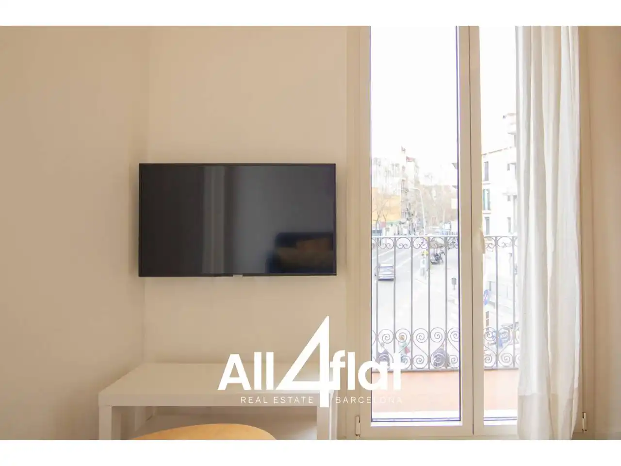 Bedroom of Flat for sale in Barcelona  with Air Conditioner, Parquet flooring and Terrace