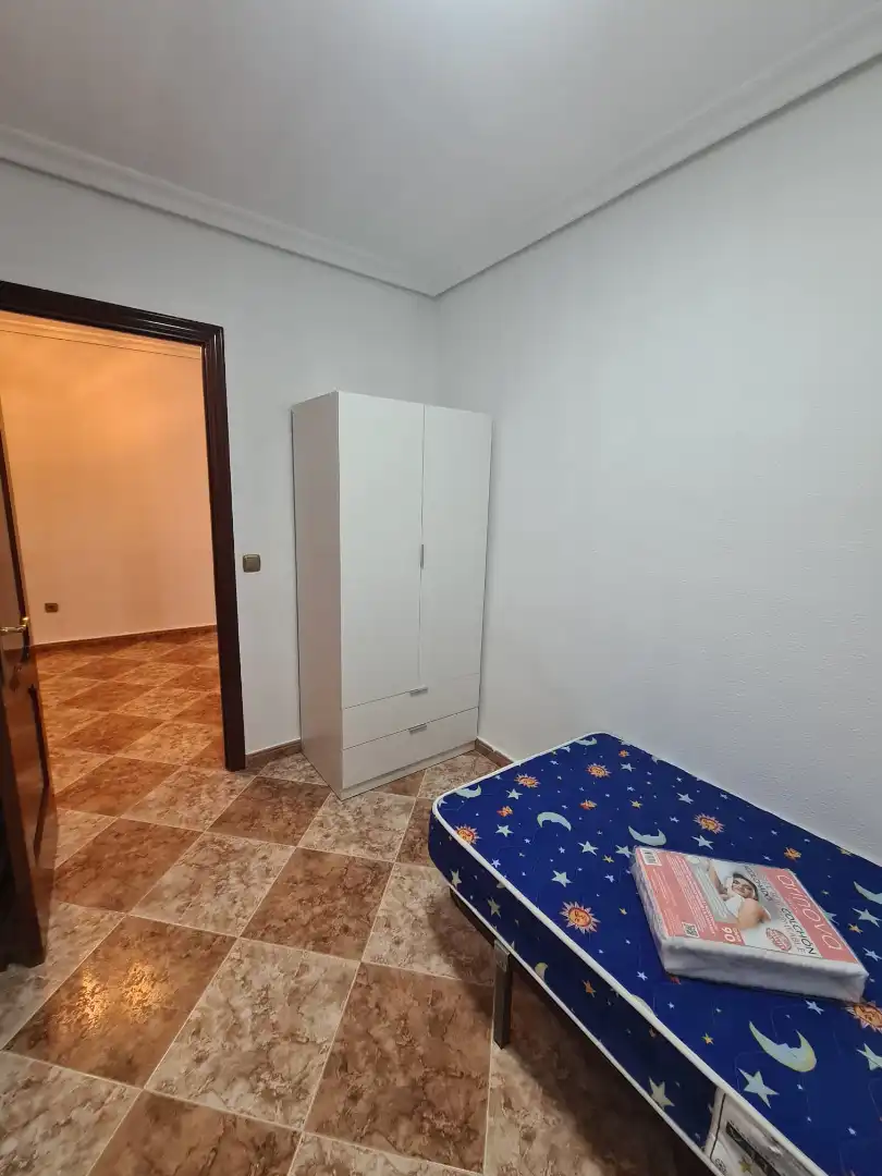 Habitación de Piso de alquiler en Córdoba con Aire acondicionado, Calefacción y Amueblado