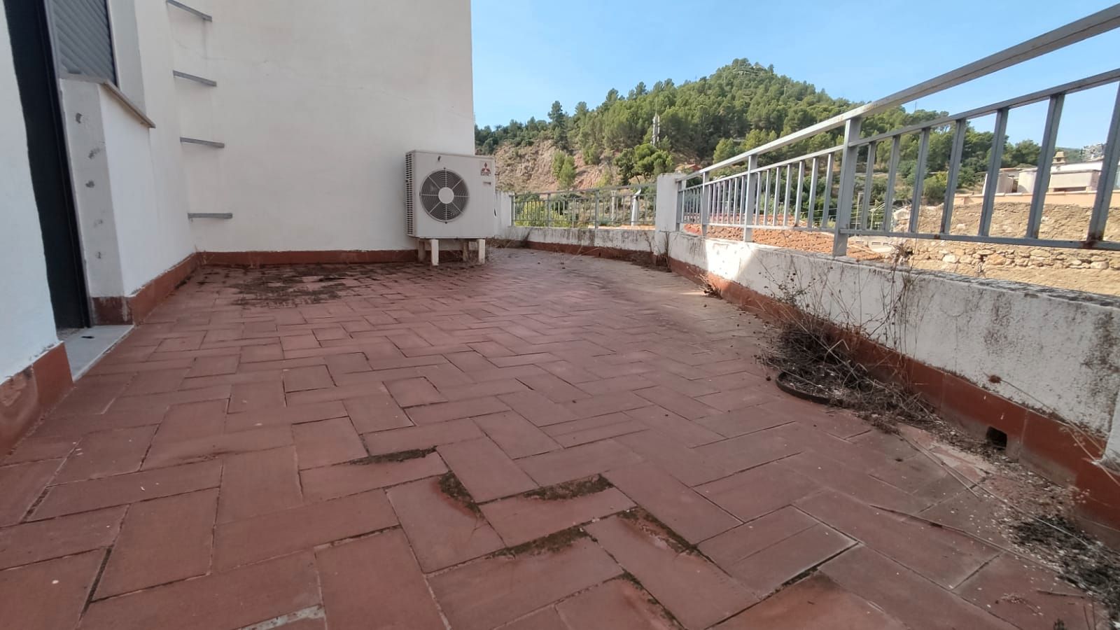 Terrassa de Oficina en venda en Buñol amb Aire condicionat i Terrassa