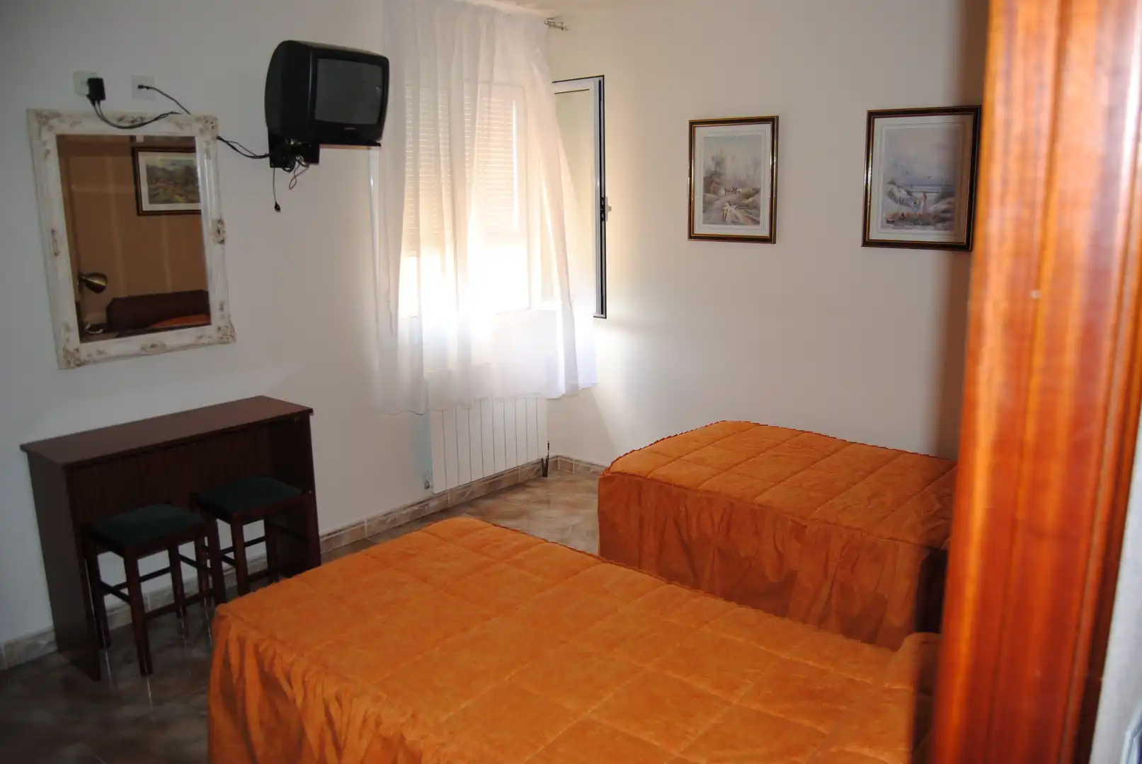 Bedroom of Buildings for sale in El Pont de Suert