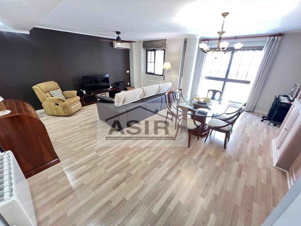 Sala d'estar de Pis en venda en Alzira amb Aire condicionat