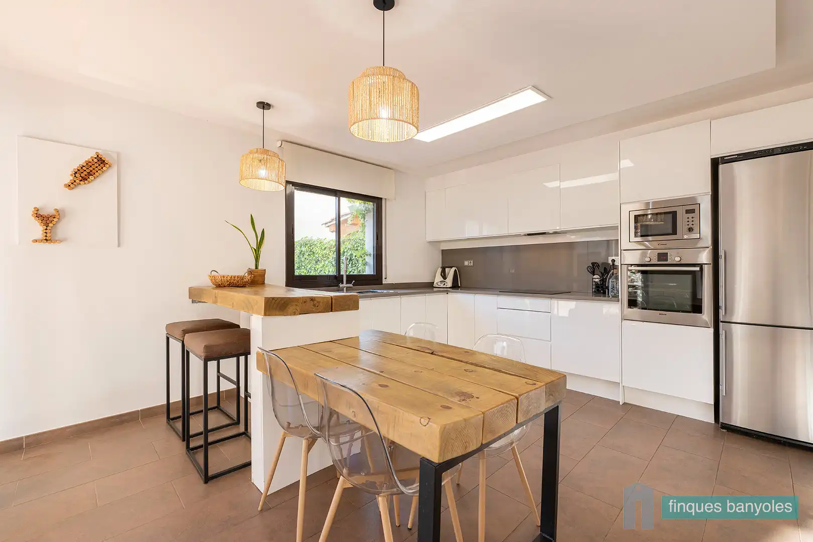 Cocina de Casa adosada en venta en Porqueres con Aire acondicionado, Calefacción y Jardín privado