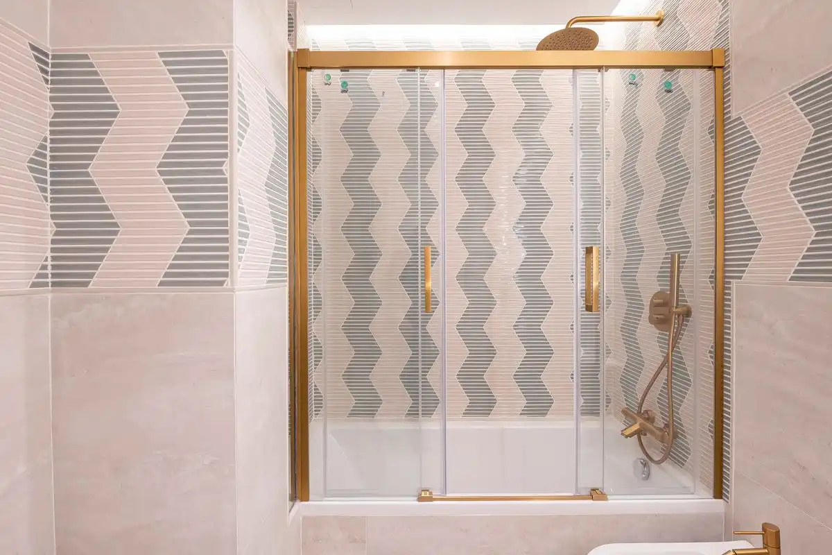 Flat with lift for sale in C. de Guzmán el Bueno, imagen 50