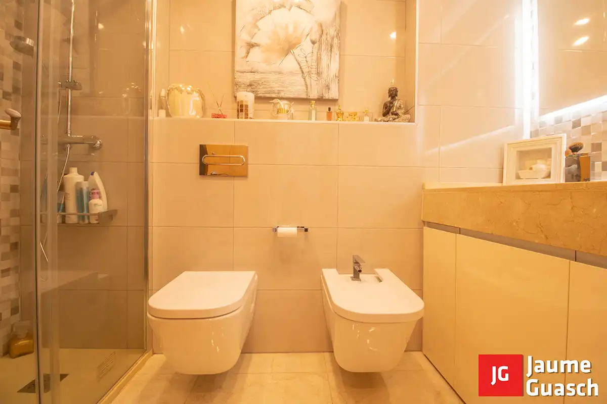 Bathroom of Flat for sale in Torredembarra  with Air Conditioner, Heating and Terrace