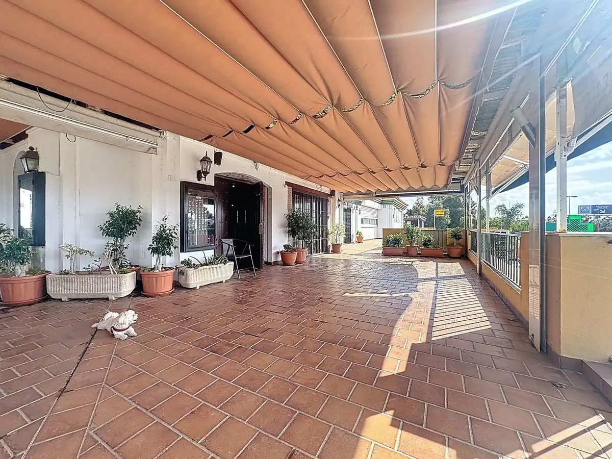 Terraza de Local en venta en Estepona
