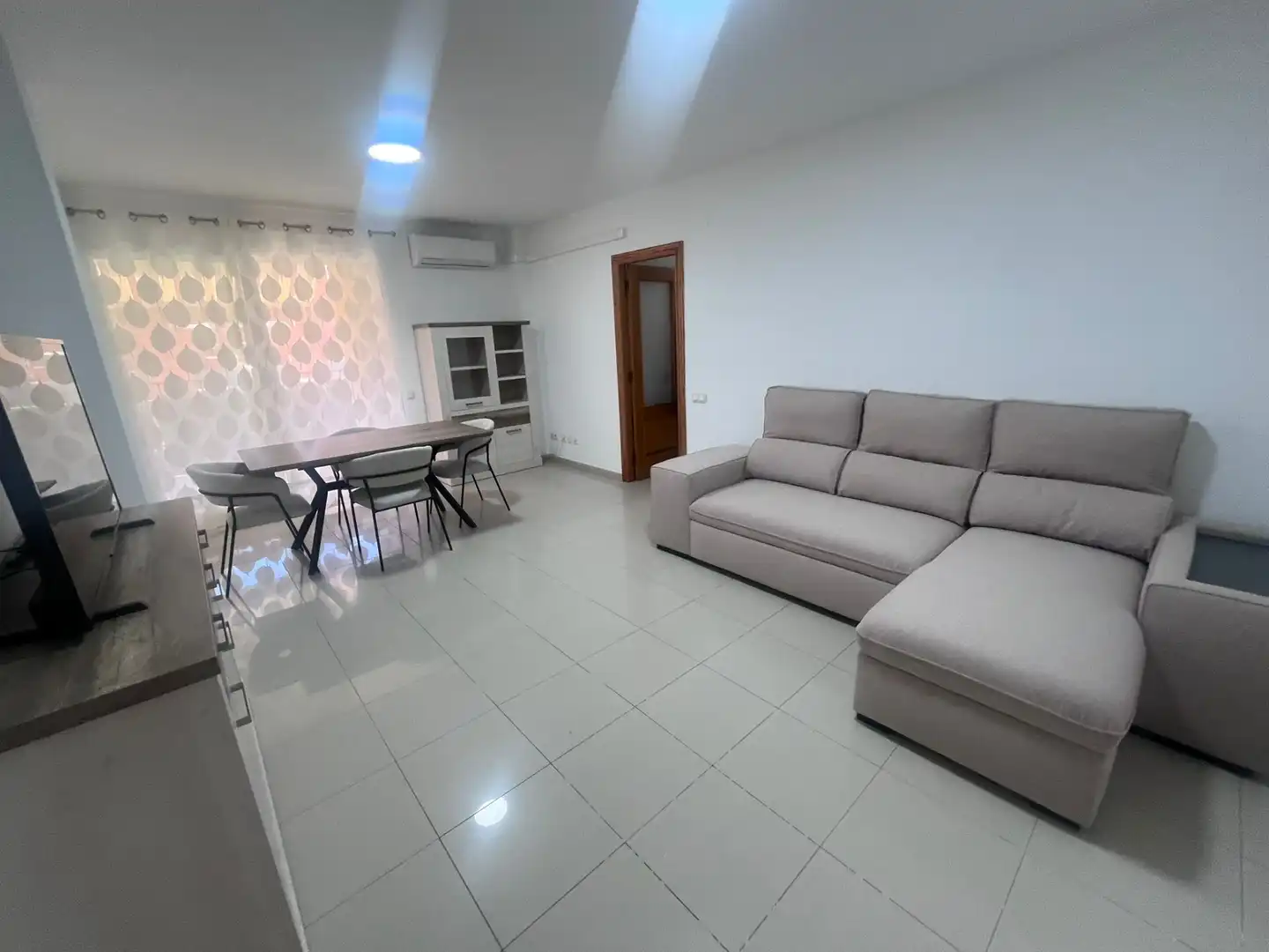 Wohnzimmer von Wohnung zur Miete in Puçol mit Klimaanlage, Heizung und Privatgarten