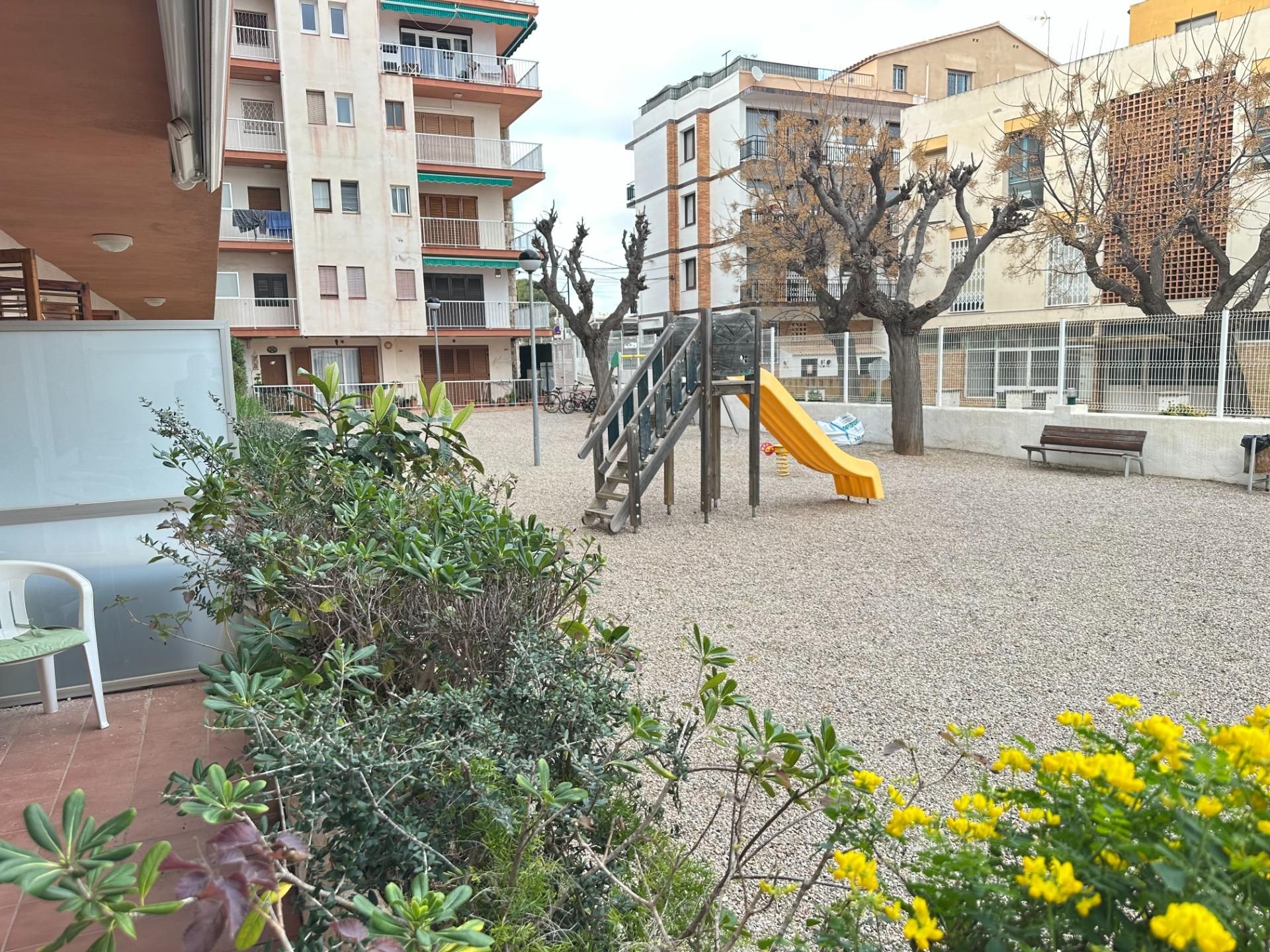 Apartamento en venta en Avenida Montserrat, Els Munts