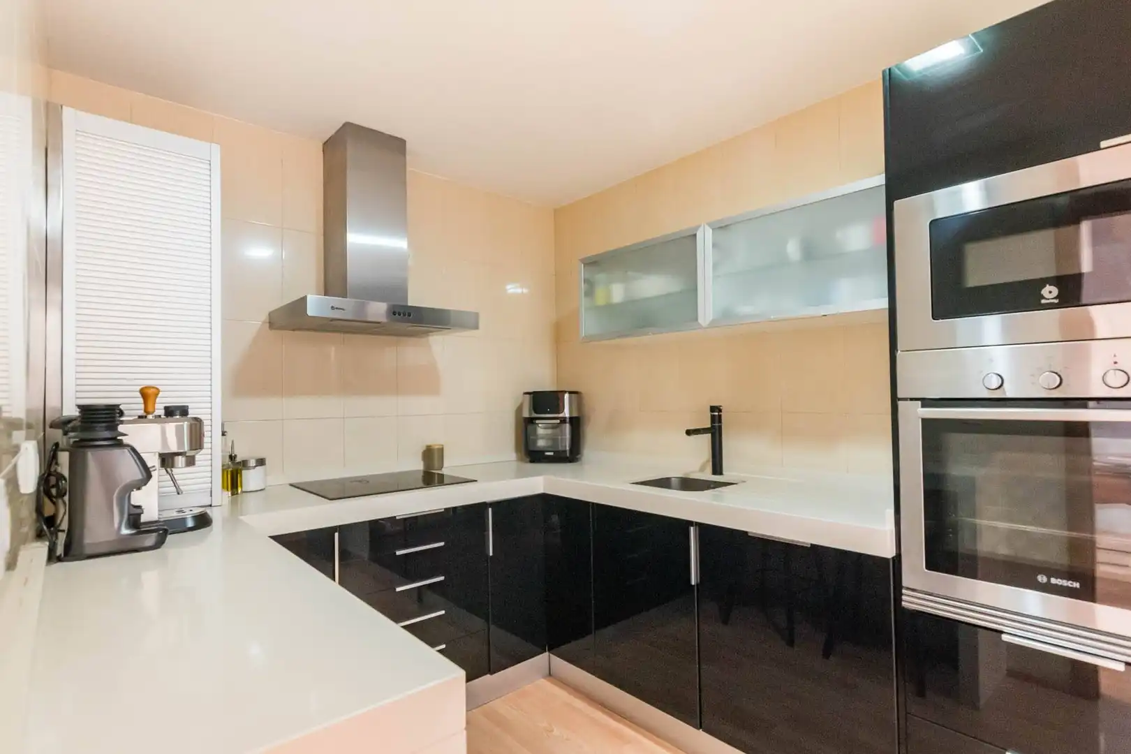 Cuina de Dúplex en venda en Murcia amb Aire condicionat, Calefacció i Jardí privat