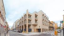Vista exterior de Dúplex en venda en L'Hospitalet de Llobregat amb Jardí privat, Terrassa i Traster