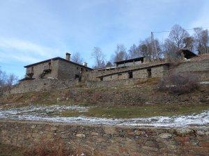 Vista exterior de Finca rústica en venda en Camprodon amb Calefacció