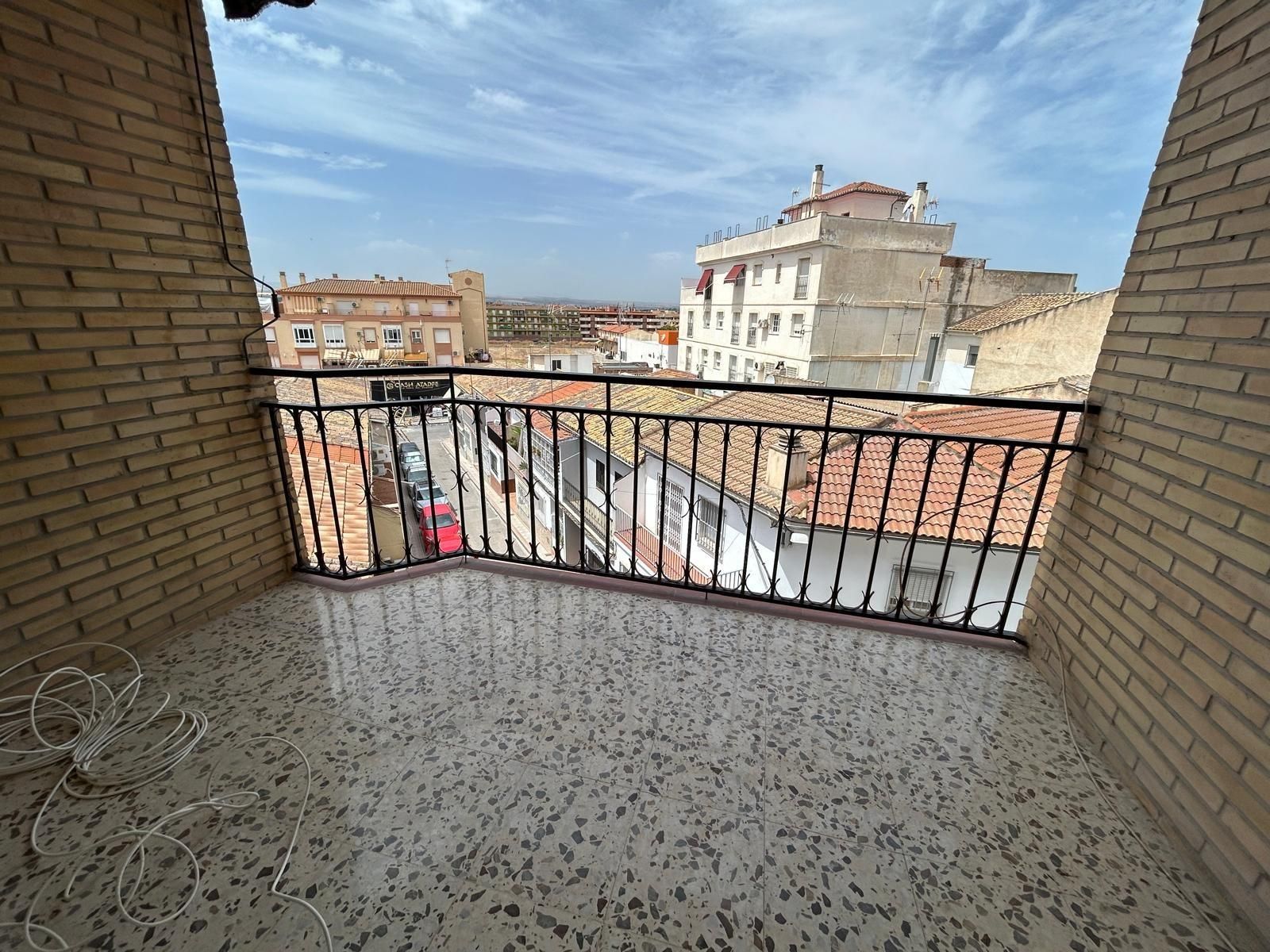 Vista exterior de Pis de lloguer en Atarfe amb Aire condicionat i Terrassa